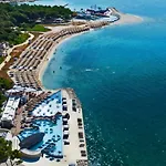 Simaris - Spacious With Terrace And Sea View * Sibenik