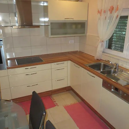 Simaris - Spacious With Terrace And Sea View Appartement Šibenik