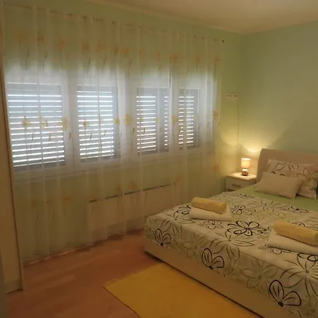 Apartment Simaris - Spacious With Terrace And Sea View *