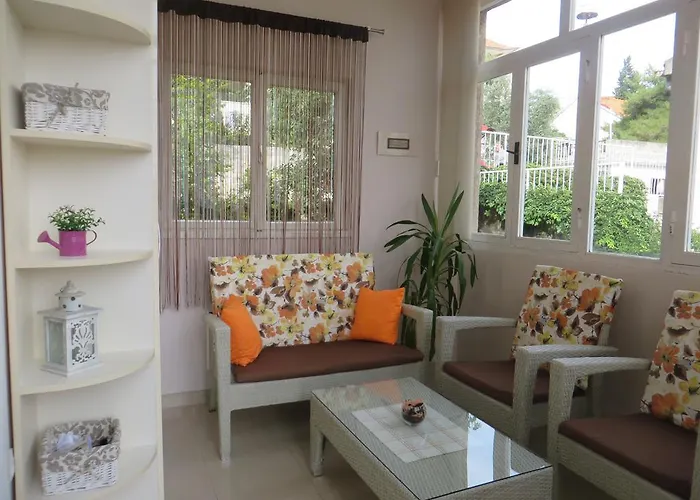 Simaris - Spacious With Terrace And Sea View Apartamento Šibenik