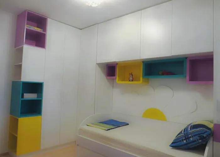 Simaris - Spacious With Terrace And Sea View