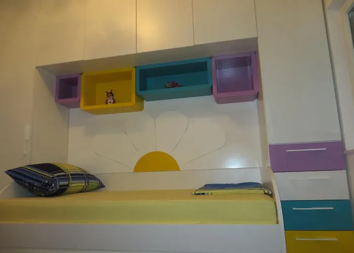 Daire Simaris - Spacious With Terrace And Sea View